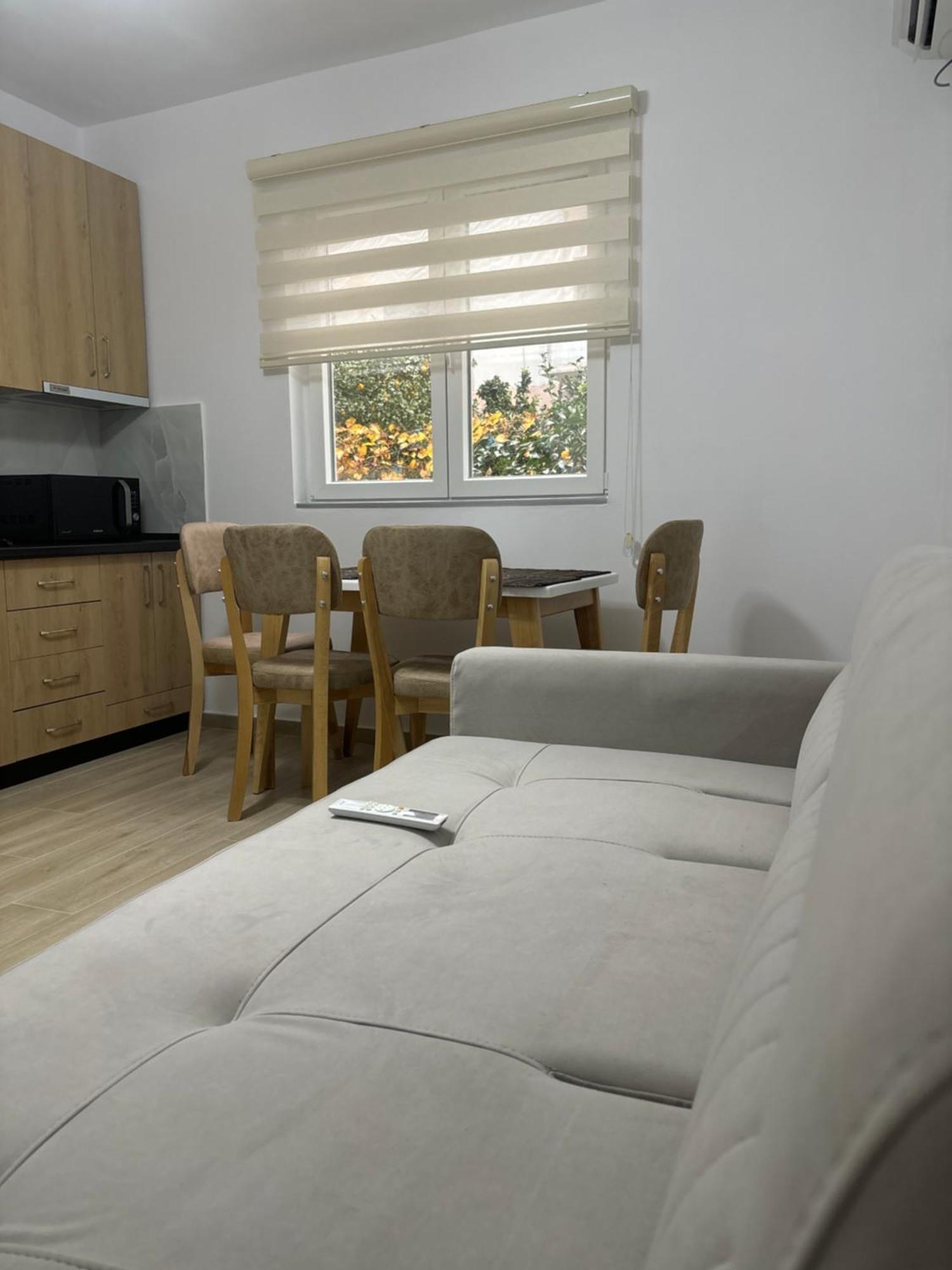 Kevi 'S Place Τίρανα Εξωτερικό φωτογραφία
